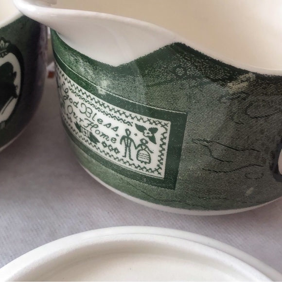 Vintage Royal USA Colonial Homestead Green Creamer Pitcher, Sugar Bowl with Lid - Picture 6 of 13